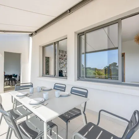 Vue Avec Piscine Privee Pour 4 A 6 Personnes Wifi וילה