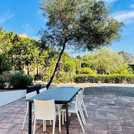 Vue Avec Piscine Privee Pour 4 A 6 Personnes Wifi *