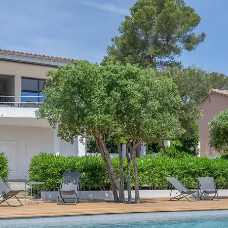Vue Avec Piscine Privee Pour 4 A 6 Personnes Wifi